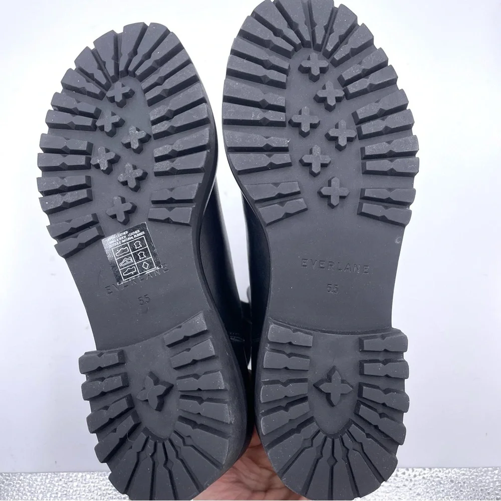 NEW Everlane Black Leather Lug Sole‎ Chelsea Bootie in Size 5.5